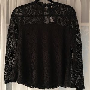 Long sleeve lace shirt